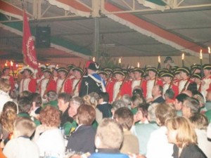 img_1203949225_586